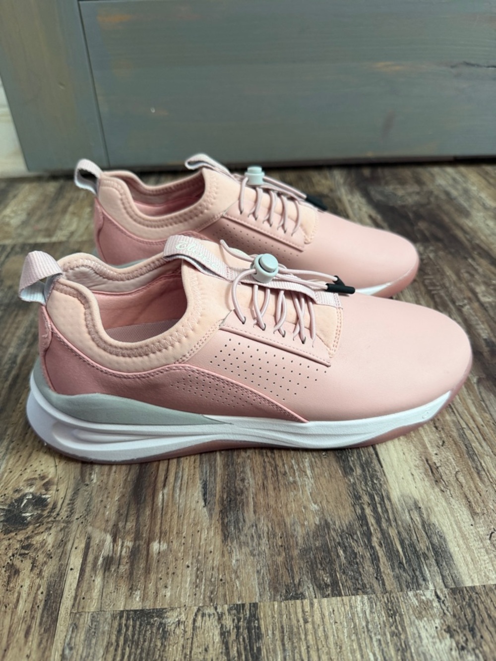Women's Clove Limited Edition Classic Sneaker Pink Size 9.5 - Picture 2 of 6